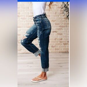 Judy Blue Boyfriend jeans. Size 25.